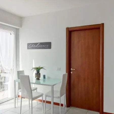 Certosa District Apartamento *