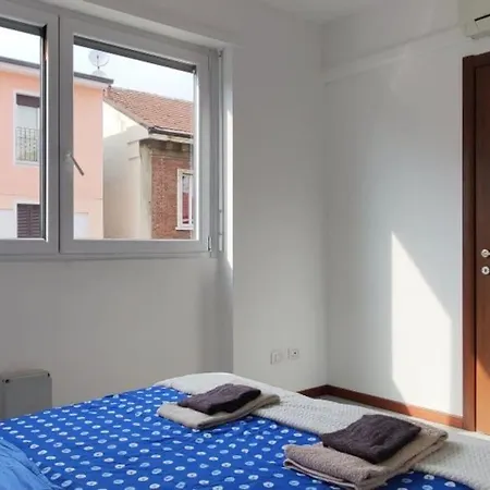 Certosa District Appartement